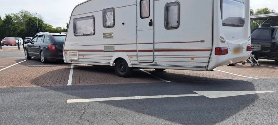 About 3 spaces there mate